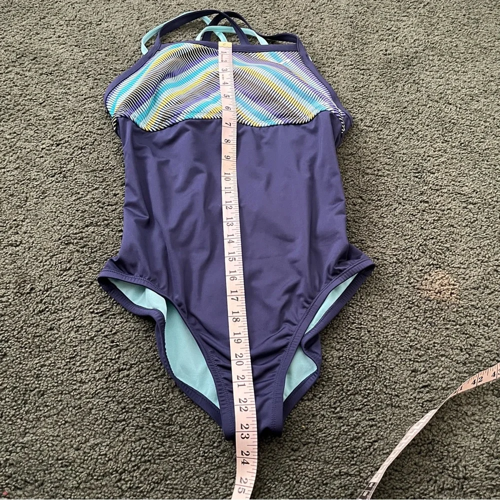 Nike Striped Double Crossback One-Piece Swimsuit M - Picture 14 of 15